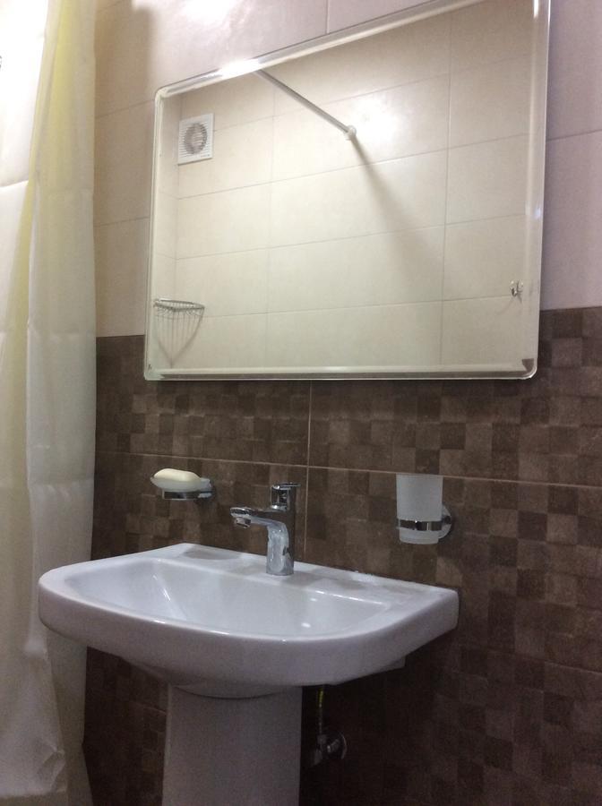 Apartment On Saryan 24 Erivan Exterior foto