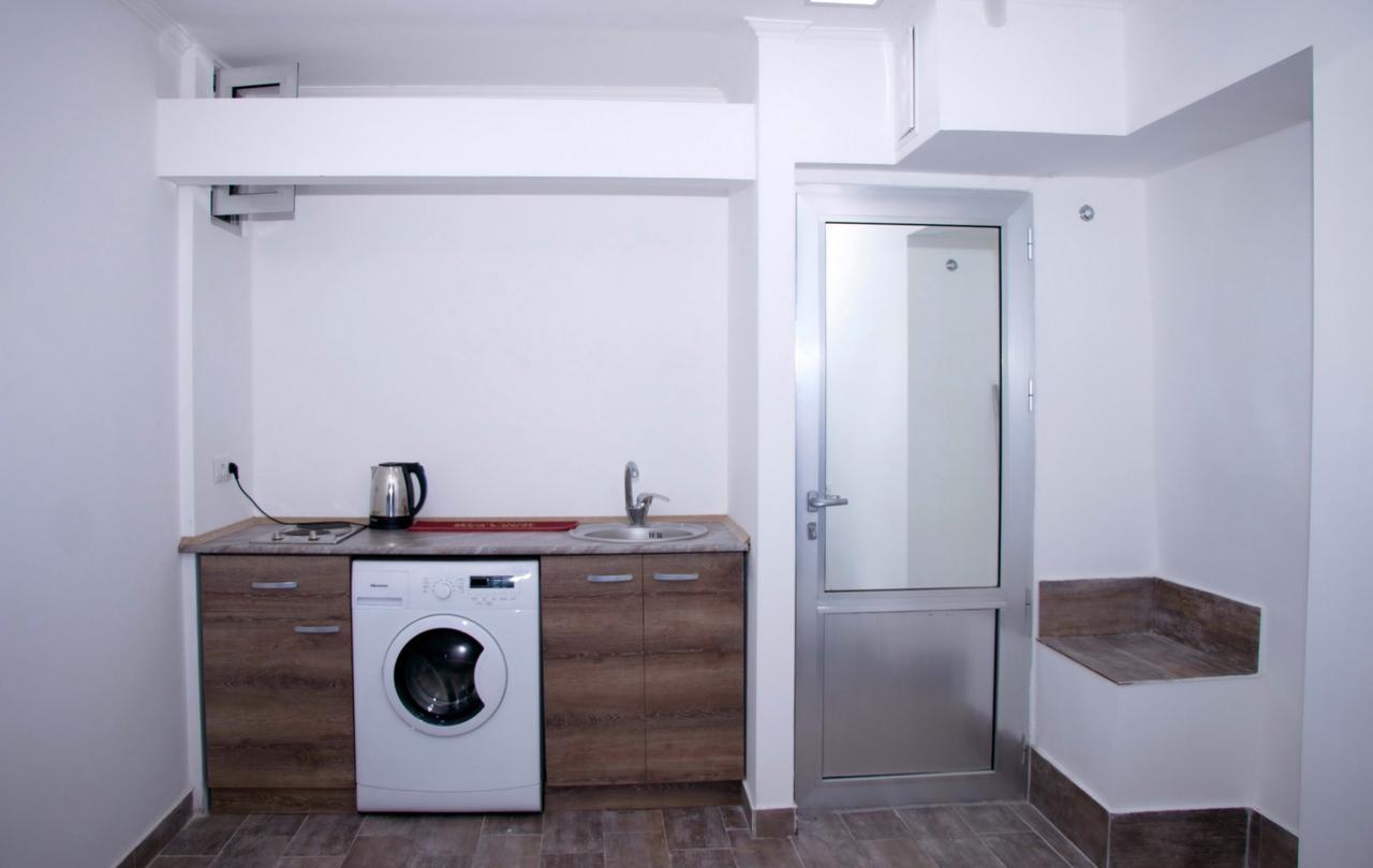 Apartment On Saryan 24 Erivan Exterior foto