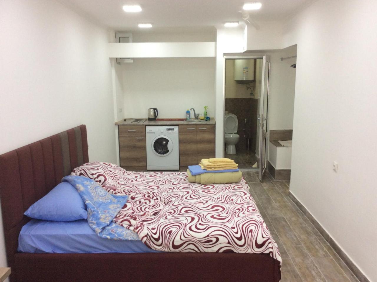 Apartment On Saryan 24 Erivan Exterior foto