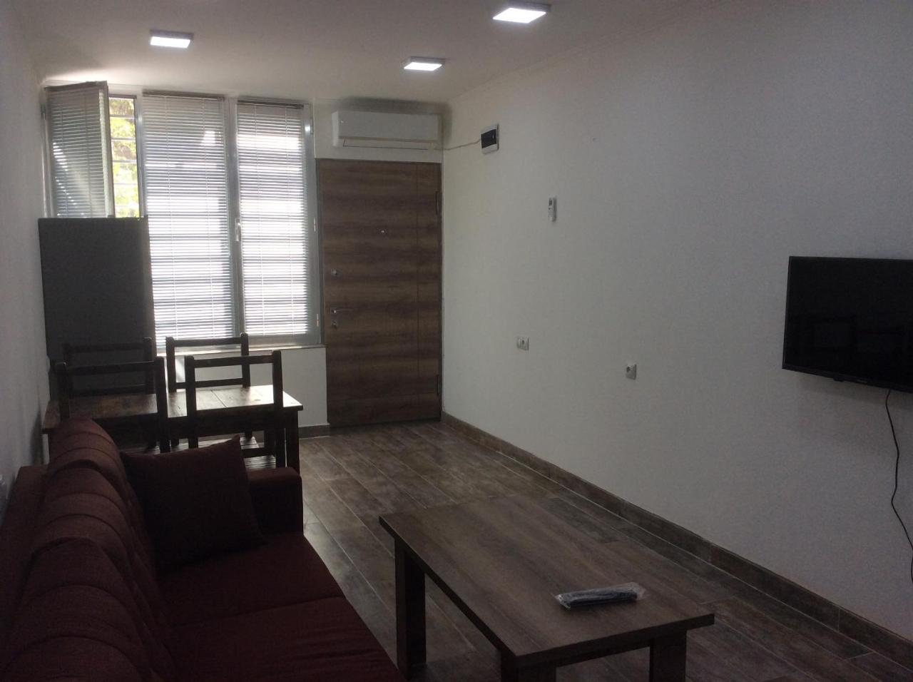 Apartment On Saryan 24 Erivan Exterior foto